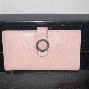 Bulgari Soft Pink leather Women's Wallet. In EUC